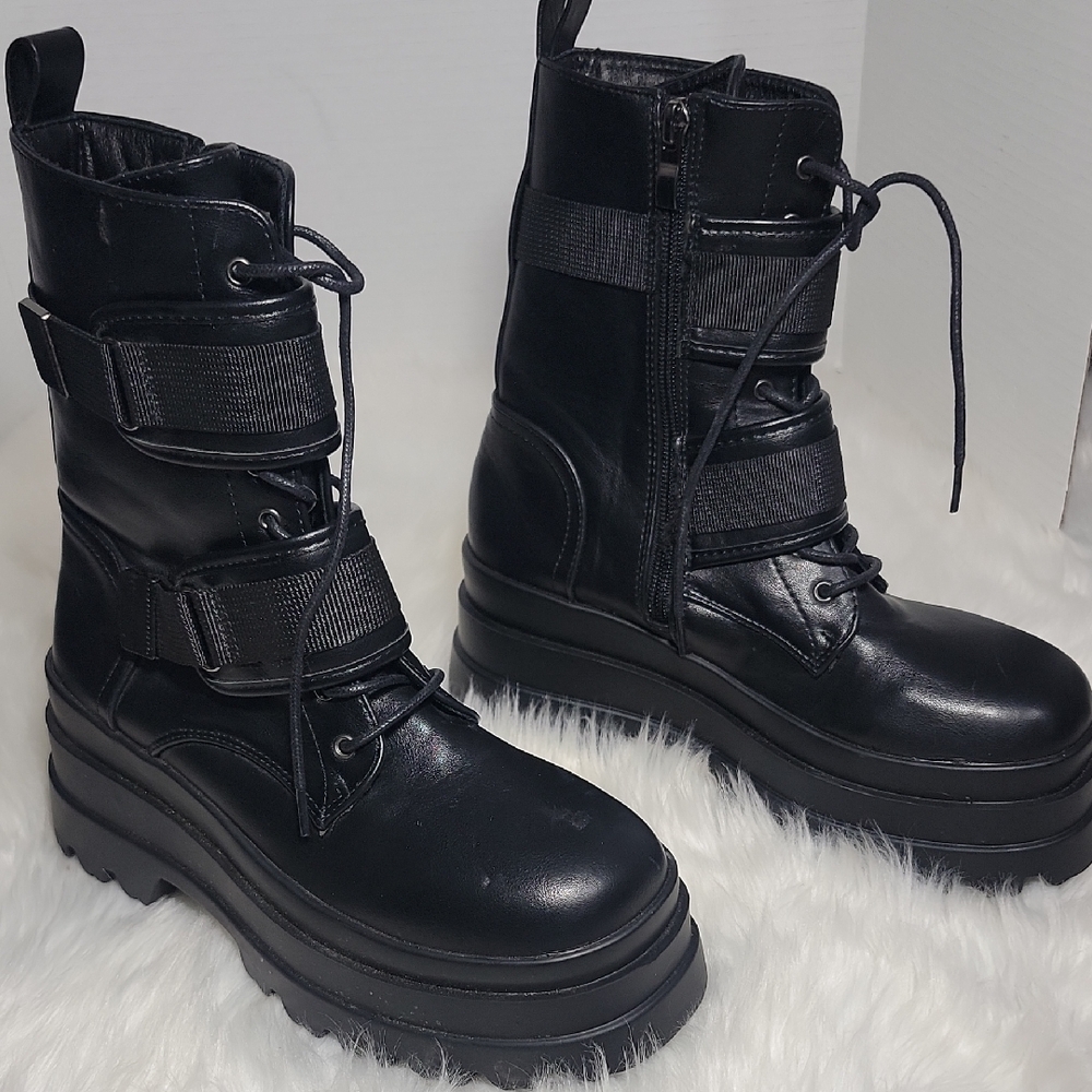 Liliana Black Women's Combat Boots Side Zipper Platform Size 7